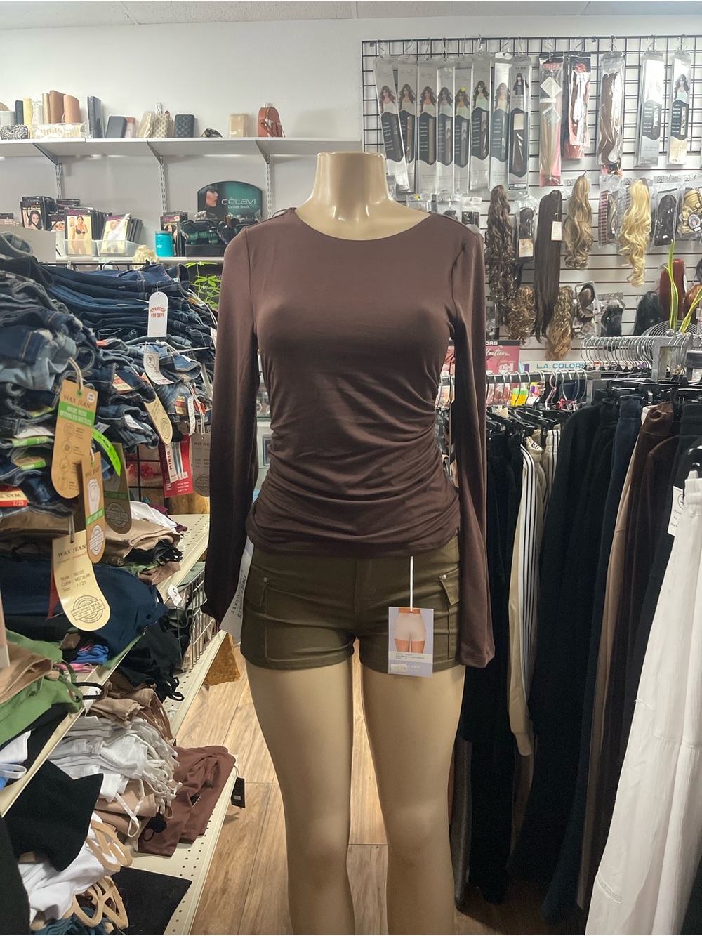 Long-Sleeve Crewneck Women’s Top in Brown